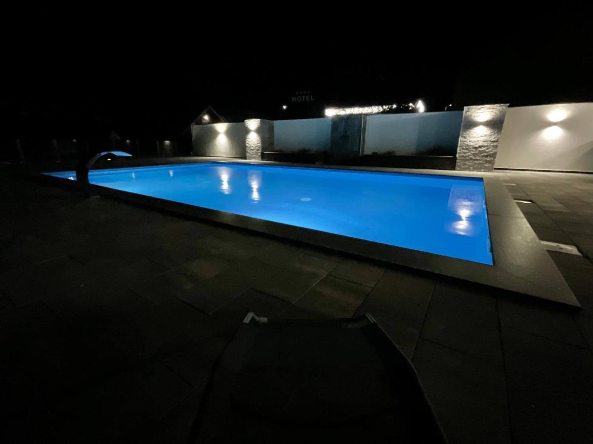 Holiday Houses Green Queen Bihać Exterior foto